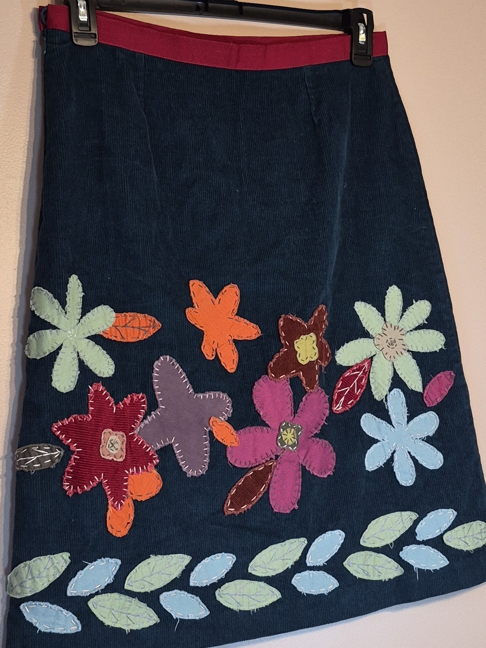 BODEN Embroidered Floral Green Corduroy Skirt - with Multicolor Flowers - Picture 5 of 9